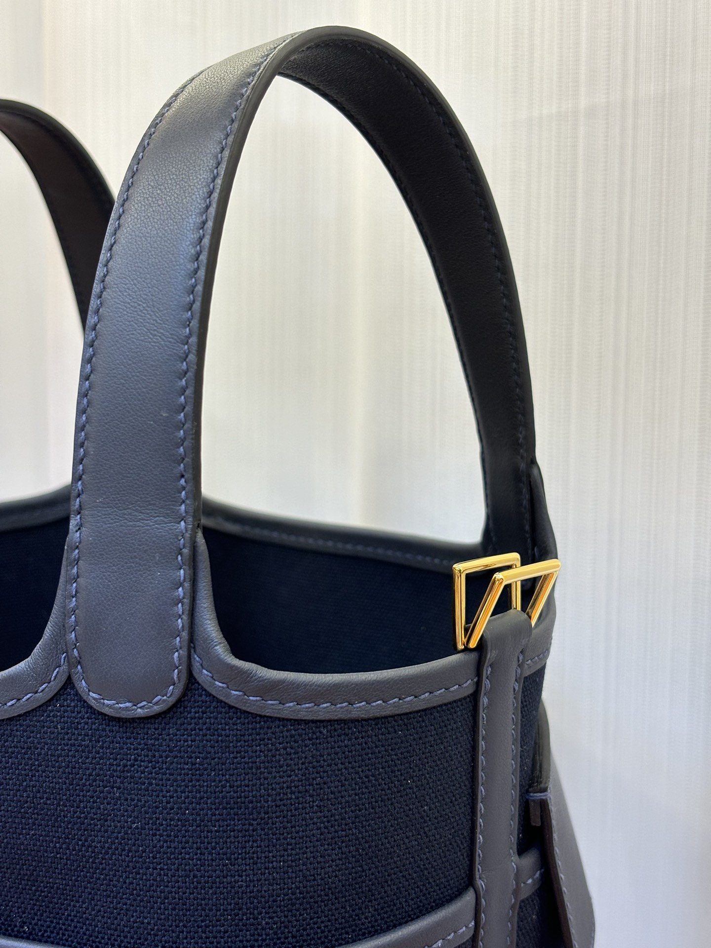 Hermes Picotin Lock 18 Pocket Bag In Blue Nuit 